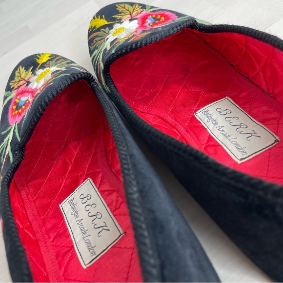 BERK Burlington Arcade London Black Velvet Floral Embroidered Loafer Shoe - Picture 10 of 11